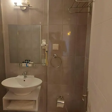 Tosunpasa Hookah Lounge Kafe Restroran Ve Turizm Otelcilik Frühstückspension Bodrum