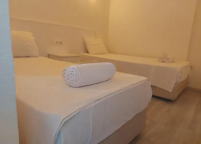 Tosunpasa Hookah Lounge Kafe Restroran Ve Turizm Otelcilik 住宿加早餐酒店