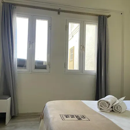 Tosunpasa Hookah Lounge Kafe Restroran Ve Turizm Otelcilik בודרום