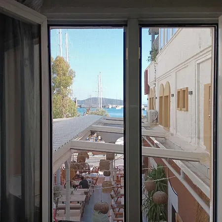 Tosunpasa Hookah Lounge Kafe Restroran Ve Turizm Otelcilik * בודרום