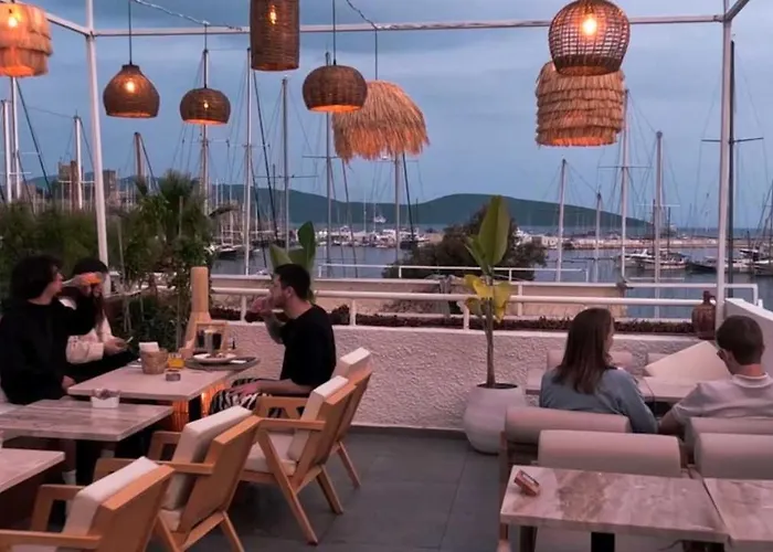 住宿加早餐酒店 Tosunpasa Hookah Lounge Kafe Restroran Ve Turizm Otelcilik 博德鲁姆