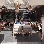 B&B Tosunpasa Hookah Lounge Kafe Restroran Ve Turizm Otelcilik *