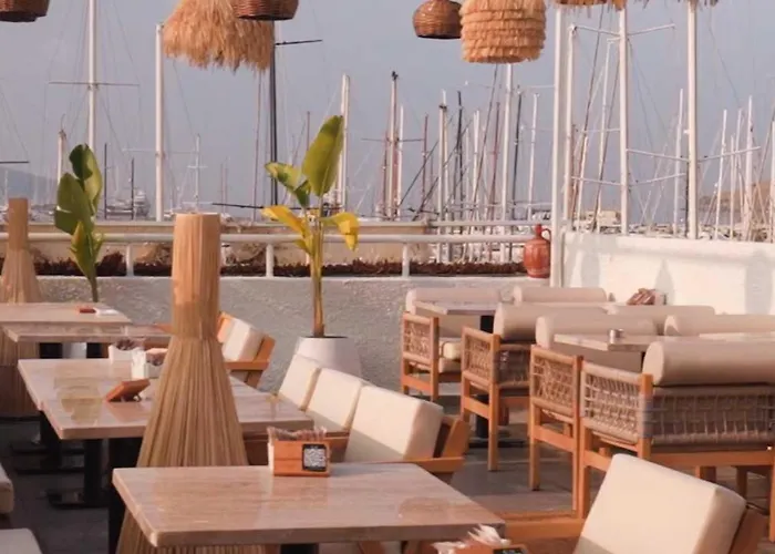 Tosunpasa Hookah Lounge Kafe Restroran Ve Turizm Otelcilik Bed and breakfast Bodrum